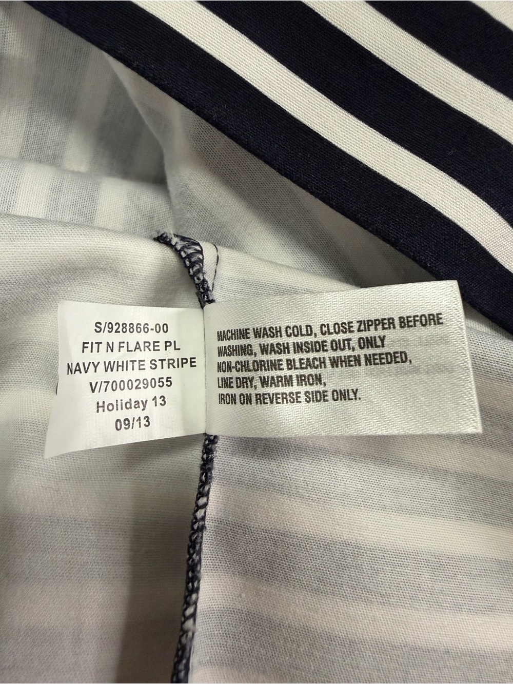 GAP Navy and White Striped Fit & Flare Dress Size 2 - Picture 7 of 9